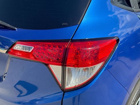 Used 2019 Honda HR-V EX image 26