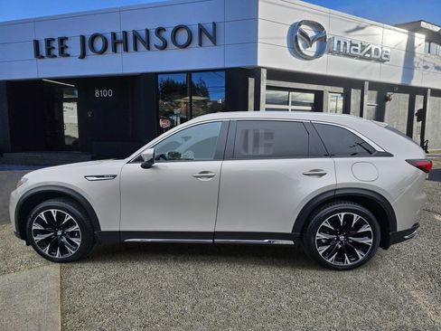 Certified 2025 MAZDA CX-90 Plug-In Hybrid w/ Premium Plus AWD/4WD image 2