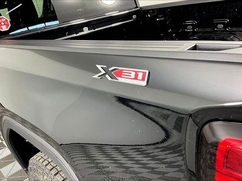 New 2026 GMC Sierra 1500 Pro w/ Pro Value Package image 9