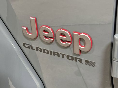 New 2026 Jeep Gladiator Rubicon AWD/4WD image 24