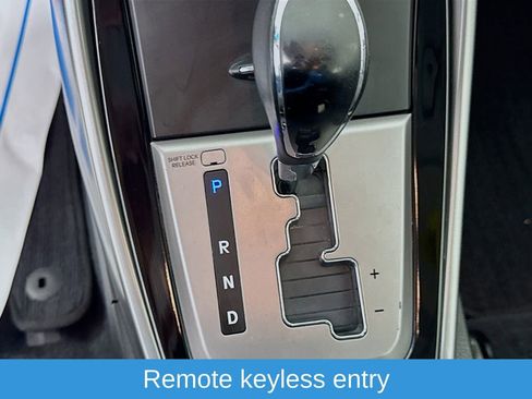 Used 2013 Hyundai Elantra Limited w/ Technology Pkg image 21