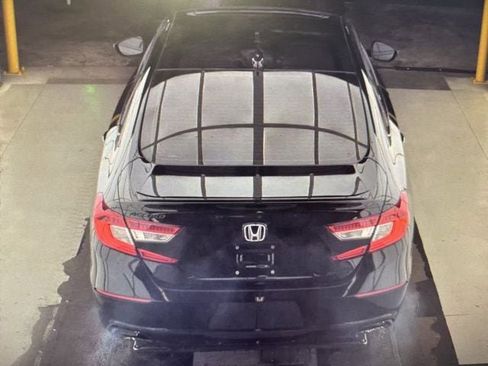 Used 2020 Honda Accord Sport image 5