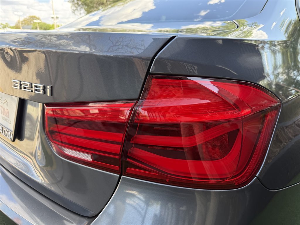 Used 2016 BMW 328i Sedan w/ Driver Assistance Package RWD image 10