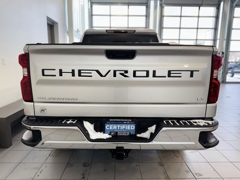 Certified 2022 Chevrolet Silverado 1500 LT image 37