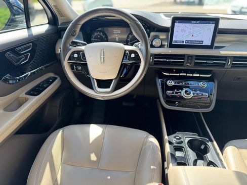 Used 2021 Lincoln Corsair AWD w/ Equipment Group 101A image 23