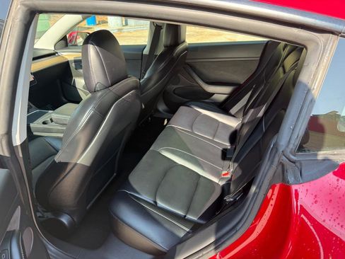 Used 2022 Tesla Model 3 Standard Range RWD image 11
