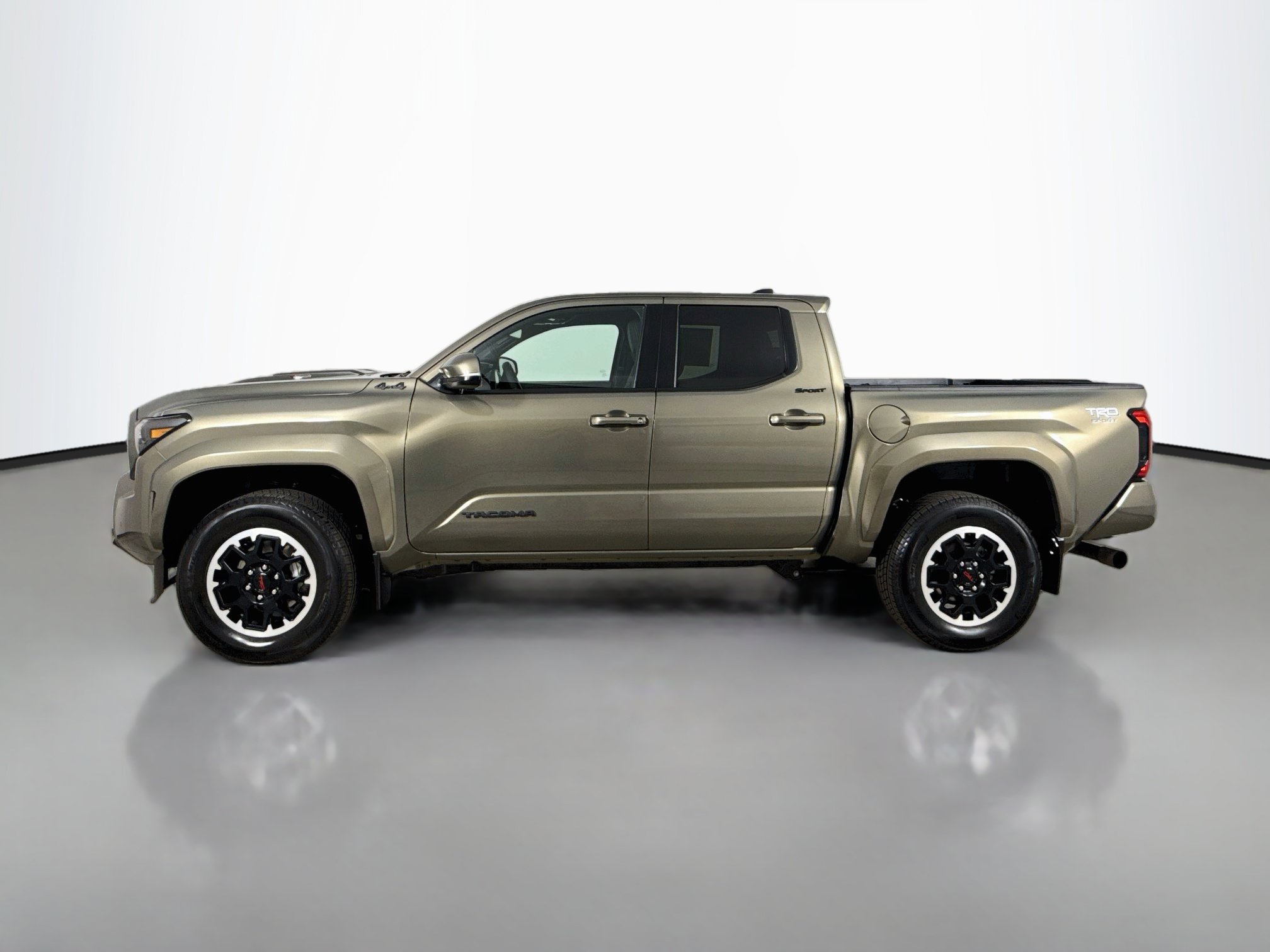 Certified 2024 Toyota Tacoma TRD Sport w/ TRD Sport Upgrade Package AWD/4WD image 3