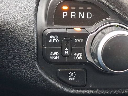 Used 2020 RAM 1500 Big Horn AWD/4WD image 24
