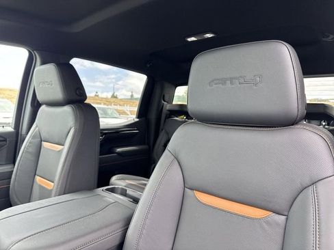 New 2026 GMC Sierra 1500 AT4 w/ AT4 Premium Package AWD/4WD image 23