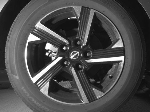 Used 2025 Nissan Sentra SV image 15