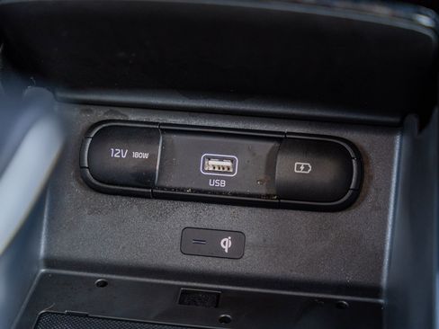 Used 2022 Kia Telluride SX w/ SX Prestige Package image 36