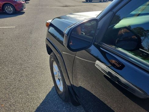 Used 2024 Toyota 4Runner SR5 image 18