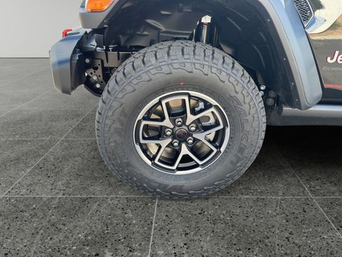 New 2026 Jeep Gladiator Rubicon AWD/4WD image 14