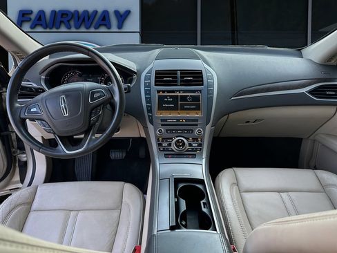 Used 2017 Lincoln MKZ Select FWD image 15