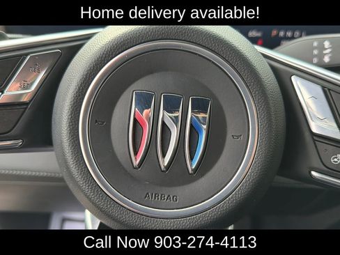 Used 2025 Buick Enclave Preferred AWD/4WD image 23