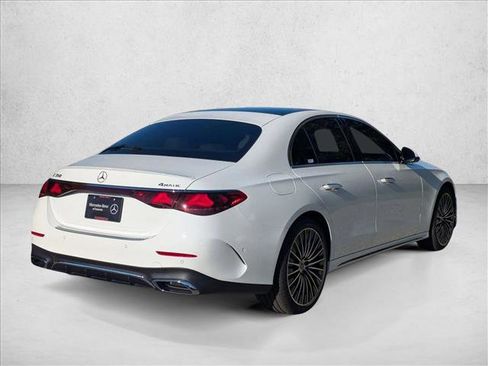 New 2026 Mercedes-Benz E 350 4MATIC Sedan image 2