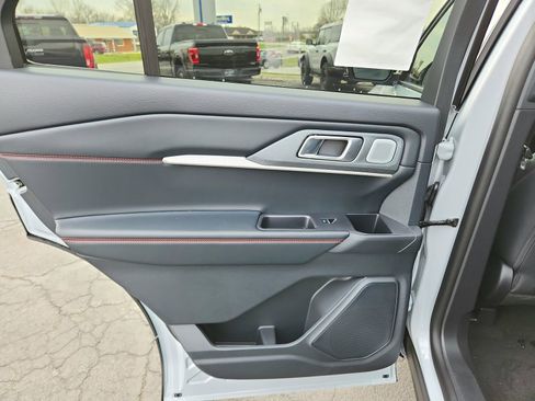 New 2026 Ford Explorer ST image 26