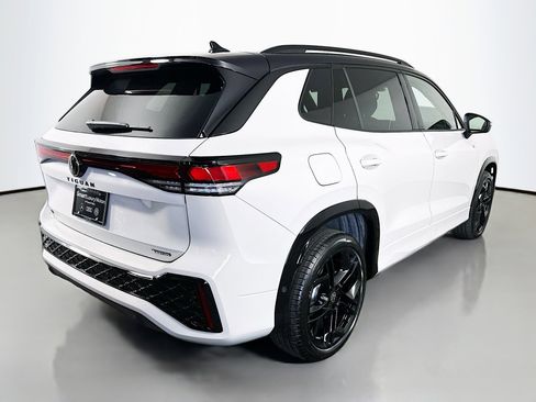 New 2026 Volkswagen Tiguan SE R-Line AWD/4WD image 7