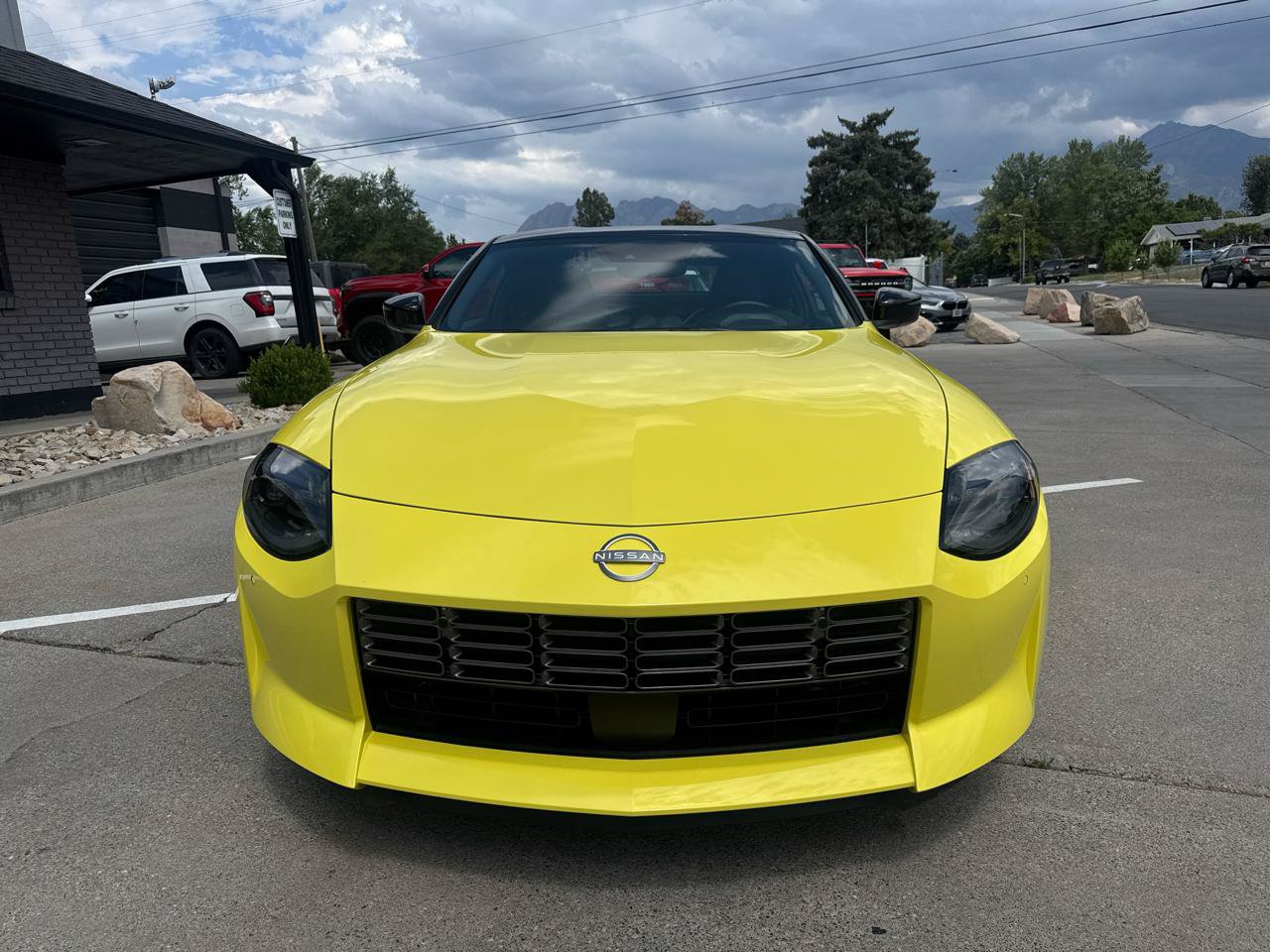 Used 2024 Nissan Z Performance w/ Floor Mat Package RWD image 2