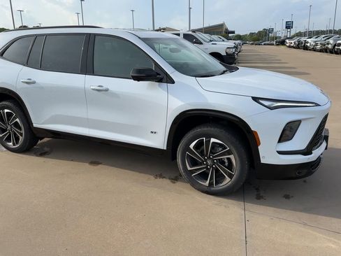 New 2026 Buick Enclave Sport Touring image 2