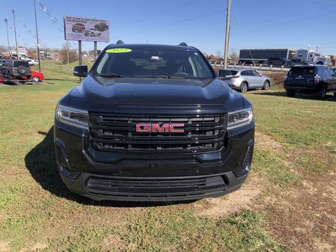 Used 2023 GMC Acadia SLE w/ Driver Convenience Package image 8