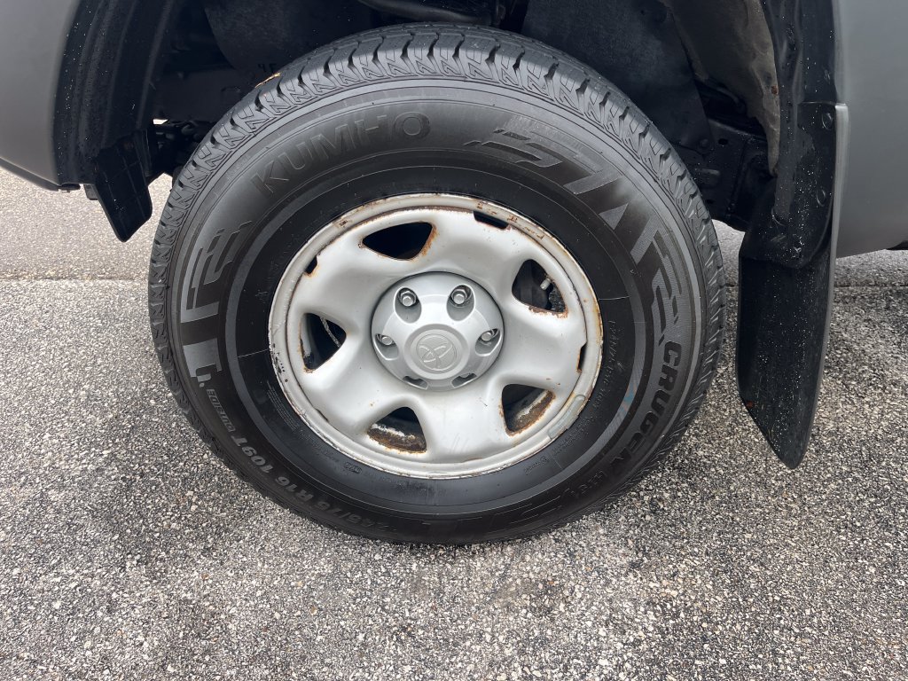 Used 2012 Toyota Tacoma 4x4 Regular Cab image 12