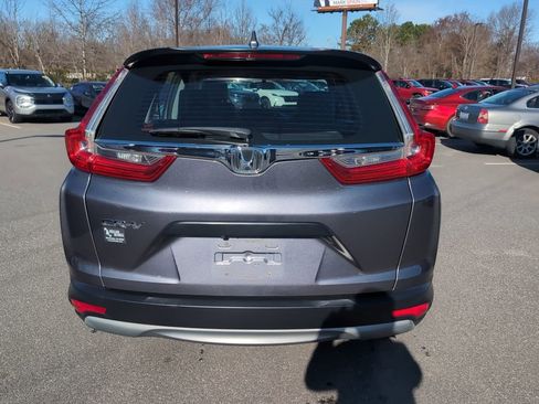 Used 2017 Honda CR-V LX image 7