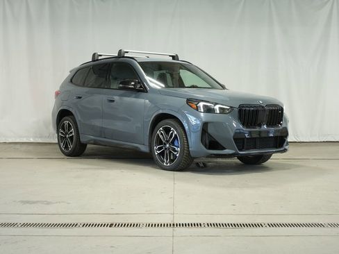 Used 2025 BMW X1 M35i w/ Premium Package image 7