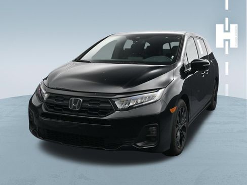 Used 2025 Honda Odyssey Sport-L image 3