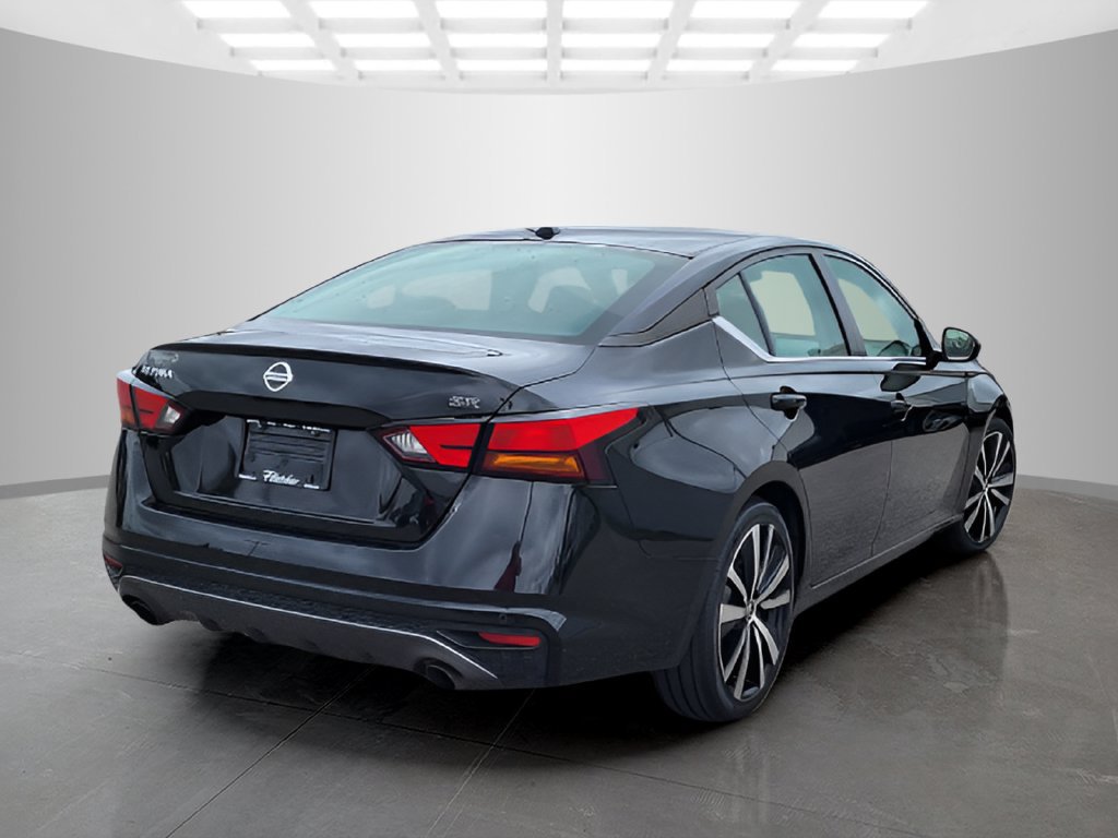 Used 2022 Nissan Altima 2.5 SR FWD image 4