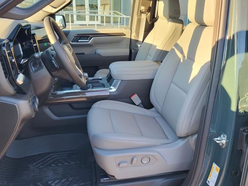 New 2026 Chevrolet Silverado 1500 LT Trail Boss w/ Convenience Package II image 14