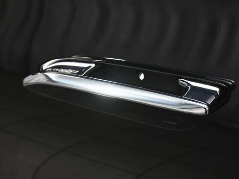 Used 2024 Mercedes-Benz S 580 4MATIC Sedan image 12