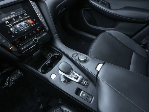 Certified 2023 INFINITI QX55 Essential image 11