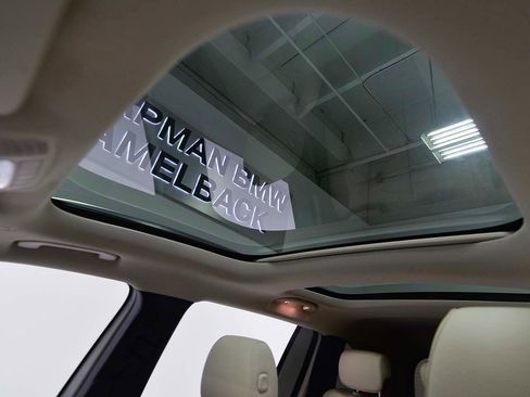 Used 2023 Mercedes-Benz GLB 250 image 7