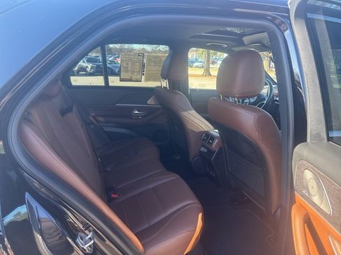 Used 2024 Mercedes-Benz GLE 450e 4MATIC image 16