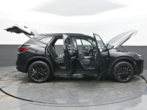 New 2026 Chevrolet Blazer LT w/ Sound & Technology Package FWD image 47