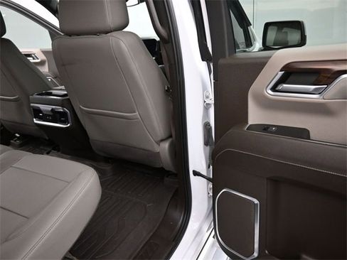 Used 2023 GMC Sierra 1500 SLT image 20