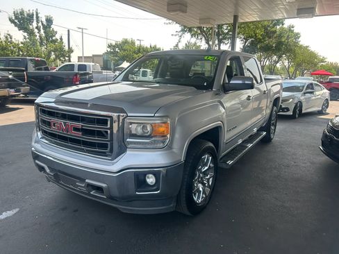 Used 2014 GMC Sierra 1500 SLT w/ SLT Crew Cab Value Package AWD/4WD image 23