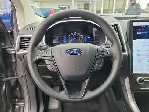 Certified 2021 Ford Edge SE FWD image 23