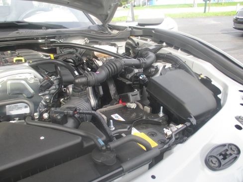 Used 2024 MAZDA MX-5 Miata Grand Touring w/ Appearance Package image 17