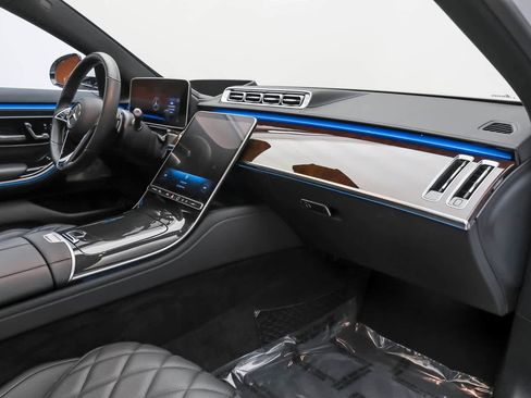 Used 2024 Mercedes-Benz S 580 4MATIC Sedan w/ Warmth & Comfort Package image 45