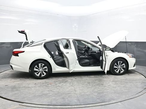 Used 2021 Nissan Altima 2.5 S image 42