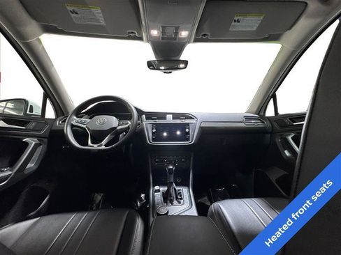 Used 2024 Volkswagen Tiguan SE AWD/4WD image 13