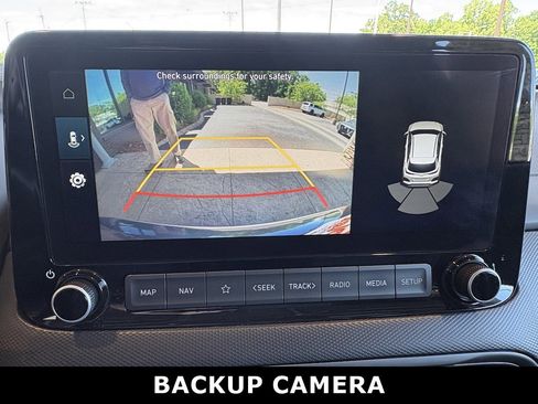 Used 2022 Hyundai Kona Limited FWD image 18