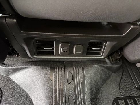 Used 2020 GMC Sierra 1500 Elevation w/ Elevation Value Package image 40