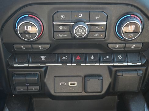 Used 2021 Chevrolet Silverado 3500 LT w/ Convenience Package image 28