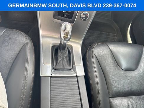 Used 2013 Volvo XC60 T6 AWD/4WD image 12