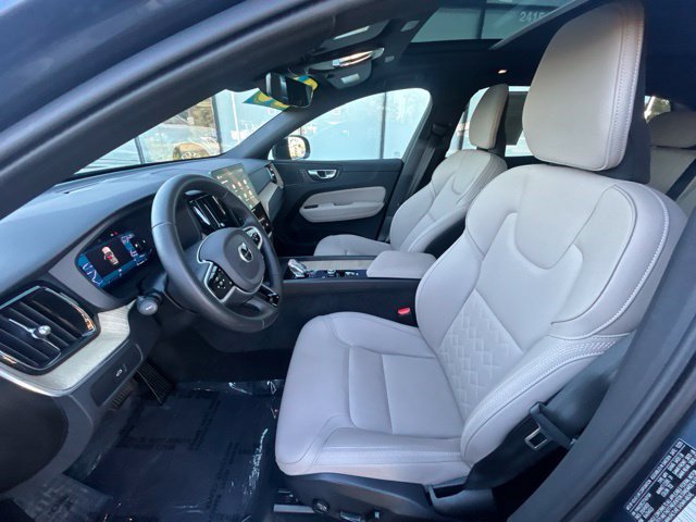 Used 2026 Volvo XC60 B5 Plus AWD/4WD image 20