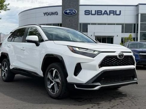 Used 2025 Toyota RAV4 SE AWD/4WD image 1
