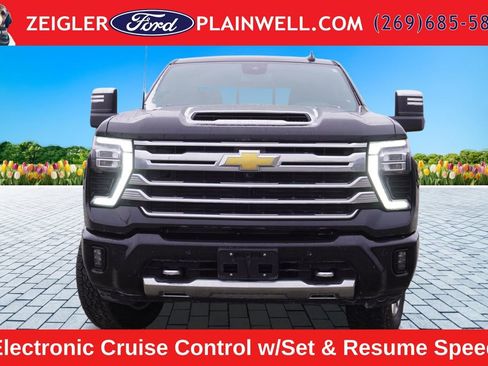 Used 2024 Chevrolet Silverado 2500 High Country AWD/4WD image 12